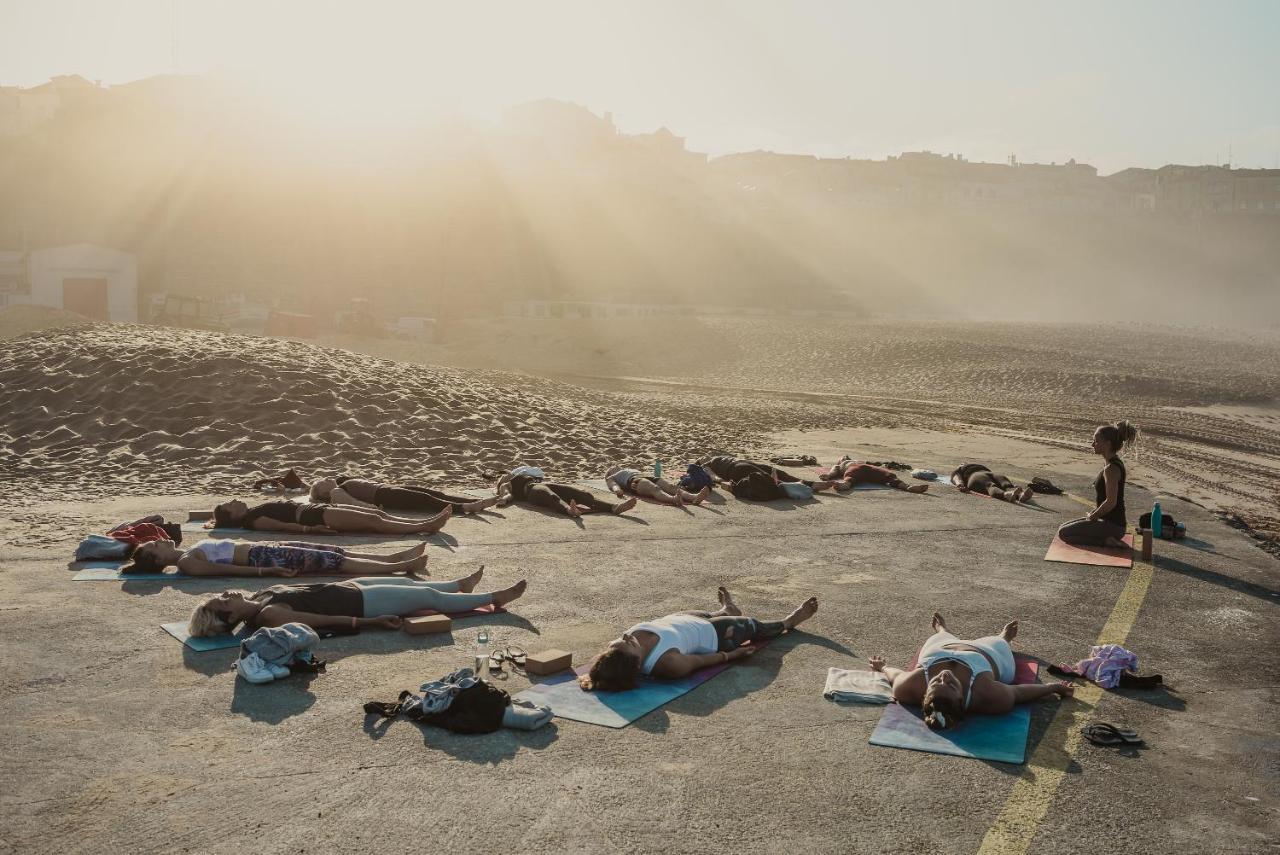 The Salty Pelican Yoga & Surf Retreat Ericeira Exterior foto