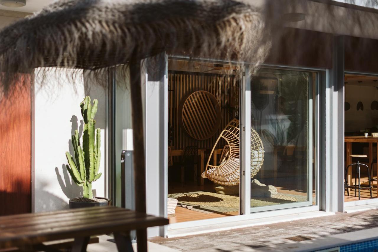 The Salty Pelican Yoga & Surf Retreat Ericeira Exterior foto
