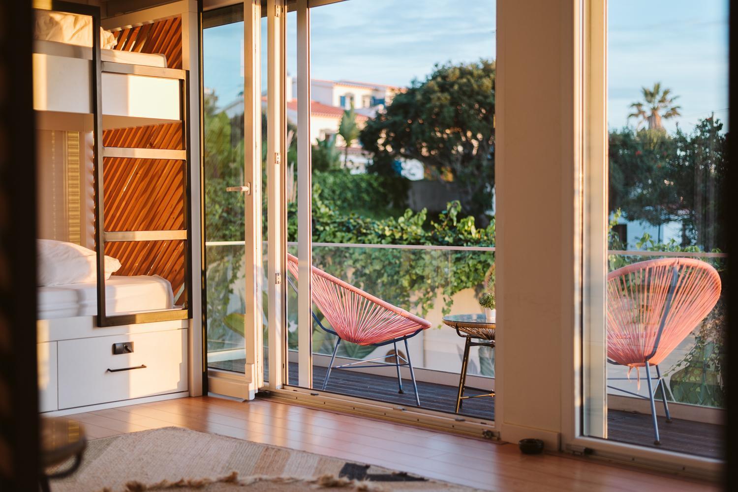 The Salty Pelican Yoga & Surf Retreat Ericeira Exterior foto