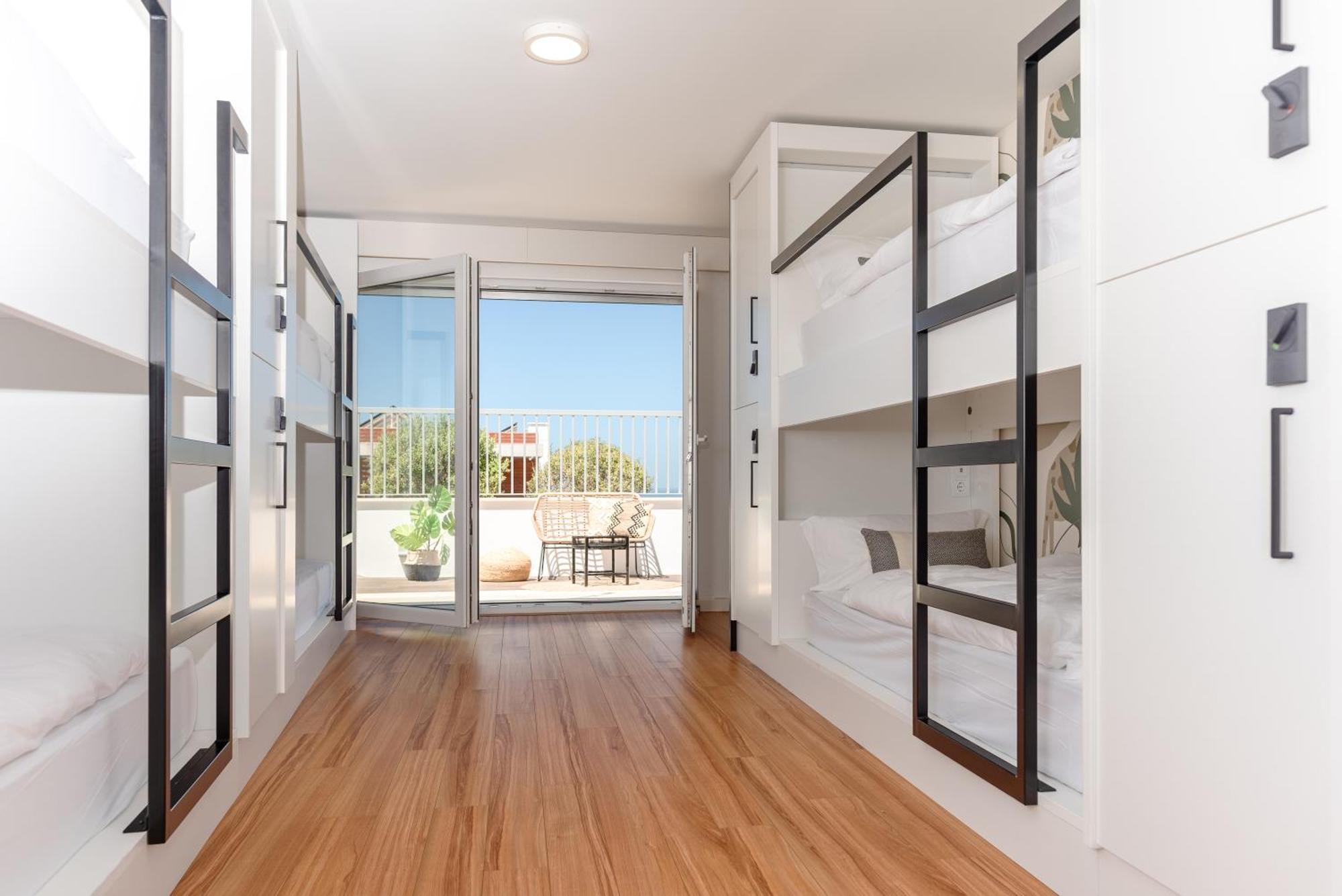 The Salty Pelican Yoga & Surf Retreat Ericeira Zimmer foto
